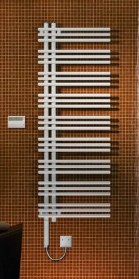 Полотенцесушитель электрический Zehnder Yucca Asymmetric YAE-130-50 R (YAER-130-50/GD) — фото 1
